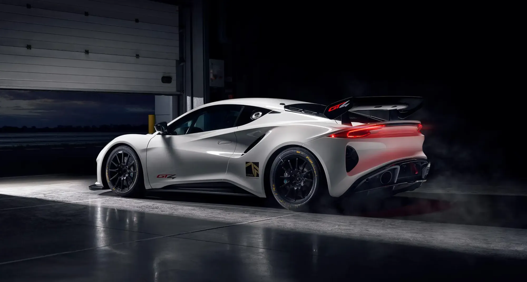 Lotus Emira GT4