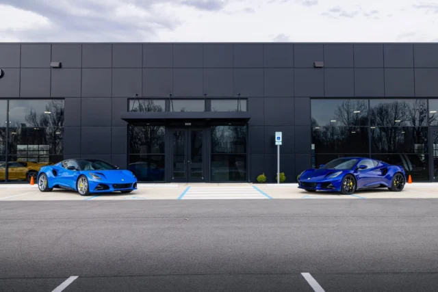 Same same, but different.

Seneca Blue - Atlantis Blue.
-
-
-
-
#lotus #lotusemira #gatormotorsport #lotusemirav6 #emira #emirav6 #lotusfamily #lotusclub #lotuscarsusa #lotusindy #lotuscars